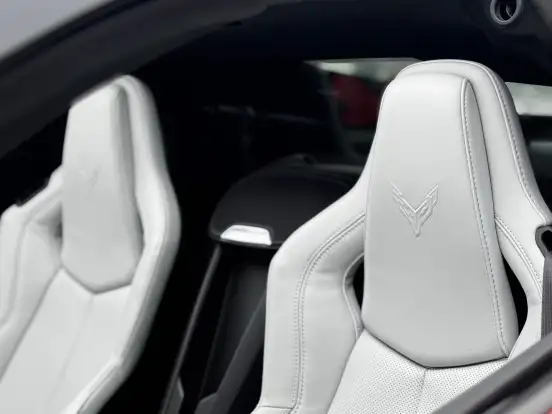 CHEVROLET-CORVETTE-6.2 V8 LT2 GASOLINA STINGRAY CONVERSIVEL AUTOMÁTICO CHEVROLET-CORVETTE-2024