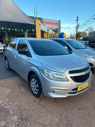 CHEVROLET ONIX 1.4 MPFI ACTIV 8V FLEX 4P MANUAL CHEVROLET ONIX 1.4 MPFI ACTIV 8V FLEX 4P MANUAL