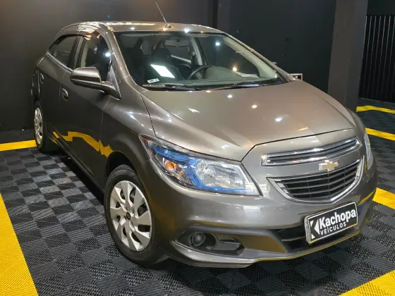 CHEVROLET ONIX 1.4 MPFI LT 8V FLEX 4P MANUAL CHEVROLET ONIX 1.4 MPFI LT 8V FLEX 4P MANUAL