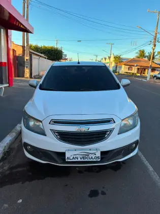 CHEVROLET ONIX 1.4 MPFI LTZ 8V FLEX 4P MANUAL CHEVROLET ONIX 1.4 MPFI LTZ 8V FLEX 4P MANUAL