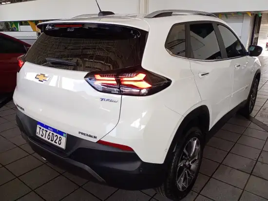CHEVROLET-TRACKER-2025