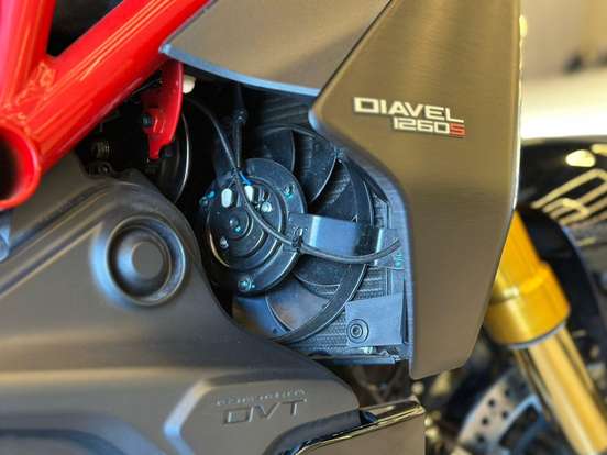 DUCATI-DIAVEL 1260 S-2023