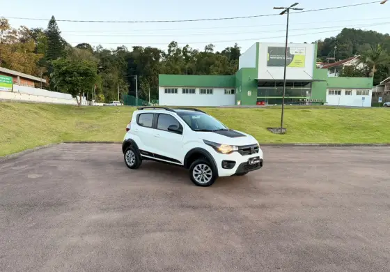 FIAT MOBI 1.0 EVO FLEX TREKKING MANUAL FIAT MOBI 1.0 EVO FLEX TREKKING MANUAL