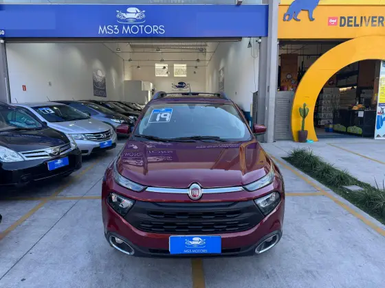 FIAT TORO 1.8 16V EVO FLEX FREEDOM AT6 FIAT TORO 1.8 16V EVO FLEX FREEDOM AT6