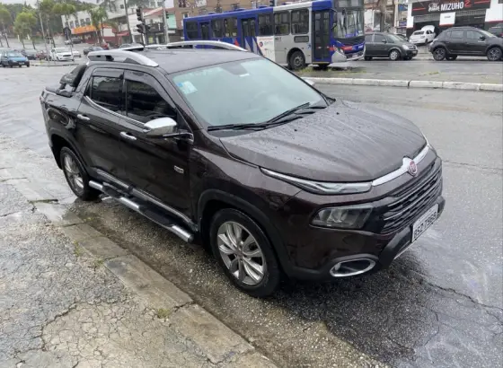 FIAT TORO 2.0 16V TURBO DIESEL RANCH 4WD AT9