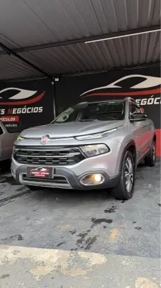 FIAT TORO 2.0 16V TURBO DIESEL VOLCANO 4WD AT9