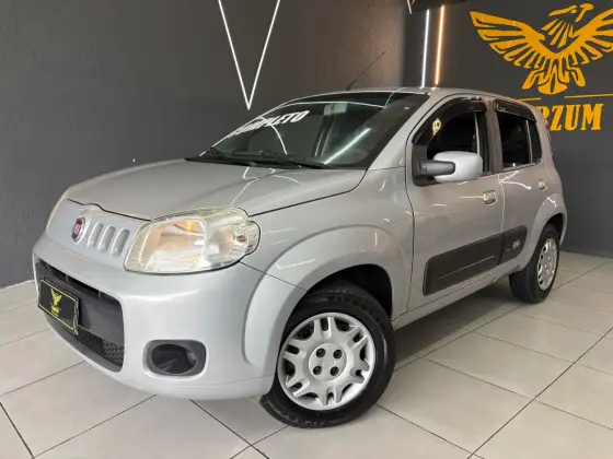 FIAT UNO 1.0 EVO VIVACE 8V FLEX 4P MANUAL FIAT UNO 1.0 EVO VIVACE 8V FLEX 4P MANUAL