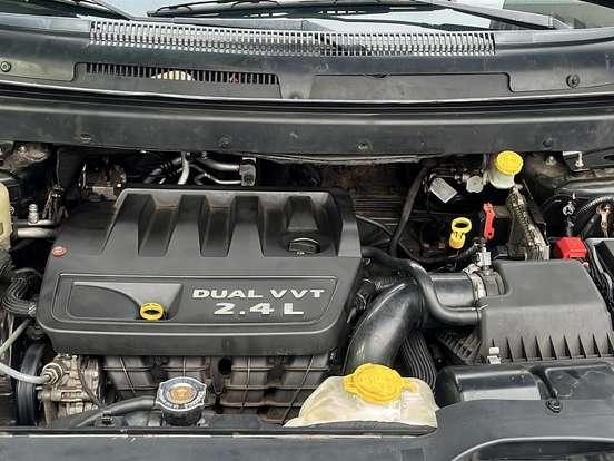 FIAT-FREEMONT-2.4 PRECISION 16V GASOLINA 4P AUTOMÁTICO FIAT-FREEMONT-2011