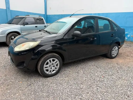 FORD FIESTA 1.6 ROCAM SEDAN 8V FLEX 4P MANUAL FORD FIESTA 1.6 ROCAM SEDAN 8V FLEX 4P MANUAL