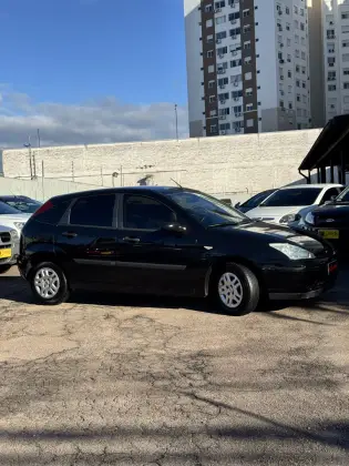 FORD FOCUS 1.6 8V GASOLINA 4P MANUAL FORD FOCUS 1.6 8V GASOLINA 4P MANUAL
