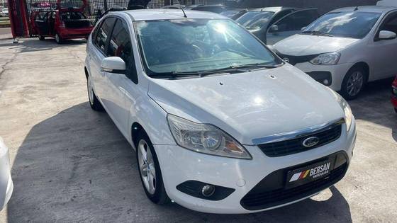 FORD FOCUS 1.6 GL 16V FLEX 4P MANUAL
