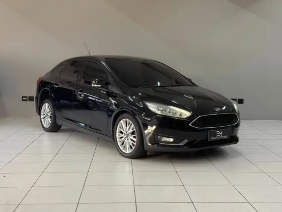 FORD FOCUS 2.0 SE PLUS 16V FLEX 4P POWERSHIFT FORD FOCUS 2.0 SE PLUS 16V FLEX 4P POWERSHIFT