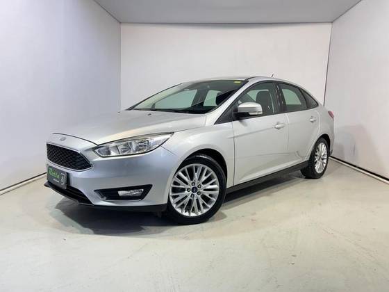 FORD FOCUS 2.0 SE PLUS 16V FLEX 4P POWERSHIFT