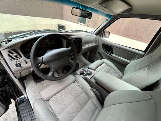 FORD-RANGER-4.0 XL 4X2 CS V6 12V GASOLINA 2P MANUAL FORD-RANGER-1997