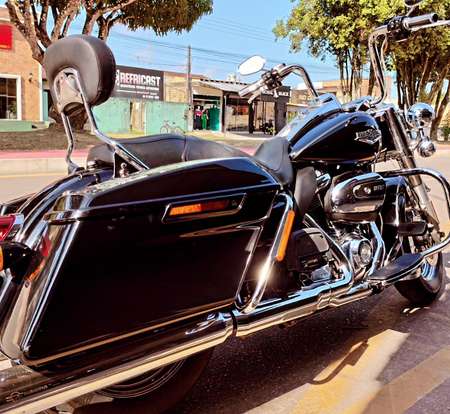 HARLEY-DAVIDSON-ROAD KING CLASSIC-2017