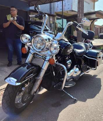 HARLEY-DAVIDSON-ROAD KING CLASSIC-2017