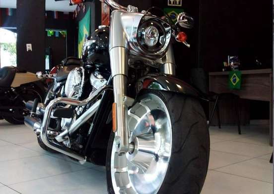 HARLEY-DAVIDSON-SOFTAIL FAT BOY-2019