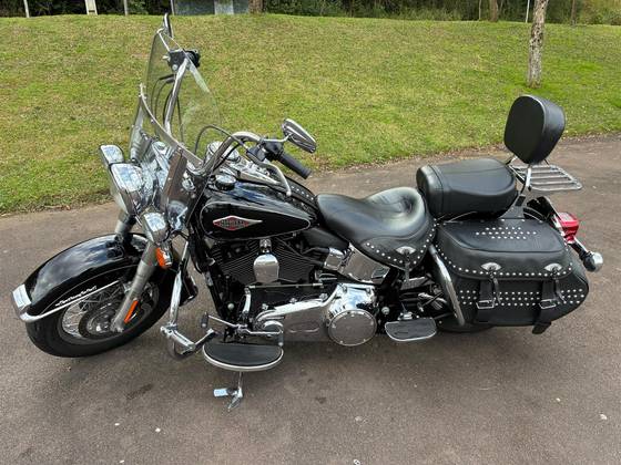 HARLEY-DAVIDSON SOFTAIL HERITAGE CLASSIC 