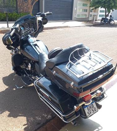HARLEY-DAVIDSON ULTRA ELECTRA GLIDE CLASSIC 