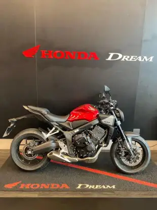 HONDA-CB 650R E-CLUTCH-2026