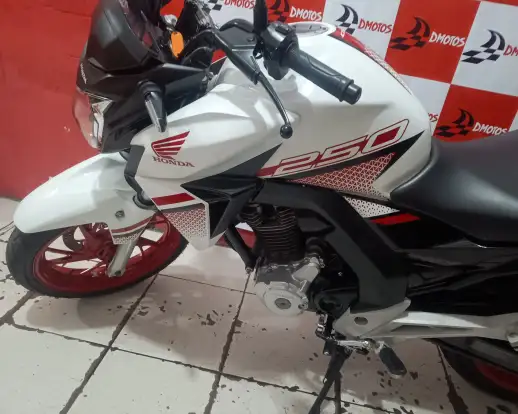 HONDA-CB TWISTER-2022