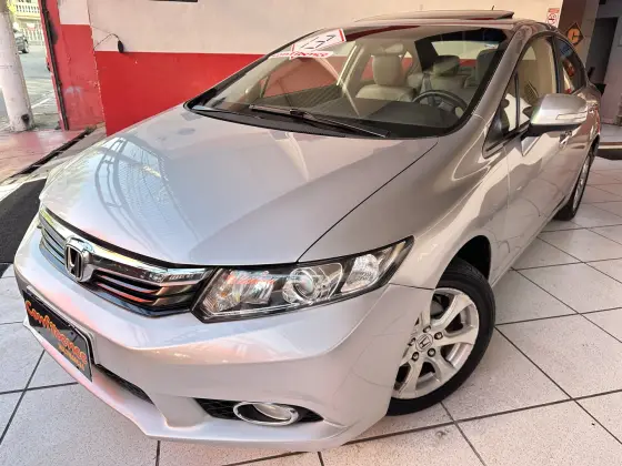 HONDA CIVIC 1.8 EXS 16V FLEX 4P AUTOMÁTICO HONDA CIVIC 1.8 EXS 16V FLEX 4P AUTOMÁTICO
