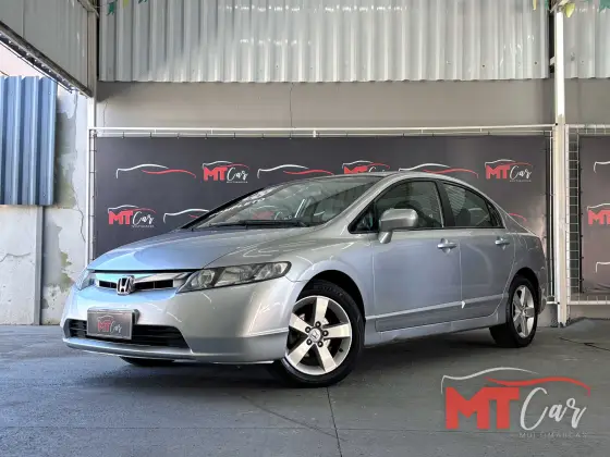 HONDA CIVIC 1.8 LXS 16V FLEX 4P AUTOMÁTICO HONDA CIVIC 1.8 LXS 16V FLEX 4P AUTOMÁTICO