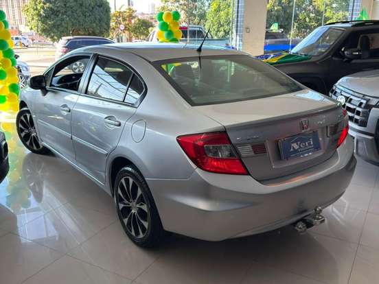 HONDA-CIVIC-2.0 LXR 16V FLEX 4P AUTOMÁTICO HONDA-CIVIC-2015