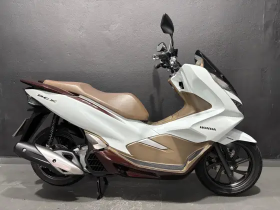 HONDA PCX DLX HONDA PCX DLX