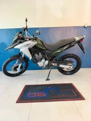 HONDA XRE 300 HONDA XRE 300