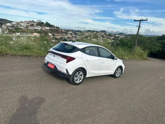 HYUNDAI HB20 1.0 12V FLEX COMFORT PLUS MANUAL HYUNDAI HB20 1.0 12V FLEX COMFORT PLUS MANUAL