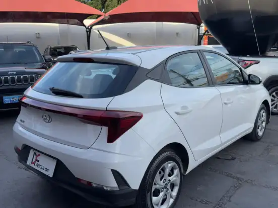 HYUNDAI-HB20-1.0 12V FLEX COMFORT PLUS MANUAL HYUNDAI-HB20-2023