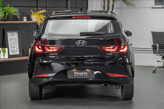 HYUNDAI-HB20-2022