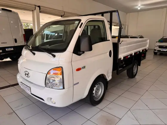 HYUNDAI HR 2.5 TCI HD LONGO COM CAÇAMBA 4X2 8V 94CV TURBO INTERCOOLER DIESEL 2P MANUAL HYUNDAI HR 2.5 TCI HD LONGO COM CAÇAMBA 4X2 8V 94CV TURBO INTERCOOLER DIESEL 2P MANUAL
