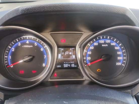 HYUNDAI-HB20S-1.6 PREMIUM 16V FLEX 4P AUTOMÁTICO HYUNDAI-HB20S-2015