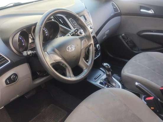 HYUNDAI-HB20S-1.6 PREMIUM 16V FLEX 4P AUTOMÁTICO HYUNDAI-HB20S-2015
