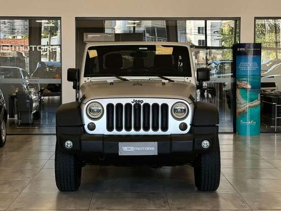 JEEP-WRANGLER-3.6 UNLIMITED SPORT 4X4 V6 GASOLINA 4P AUTOMÁTICO JEEP-WRANGLER-2011