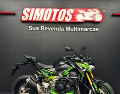 KAWASAKI Z900 KAWASAKI Z900