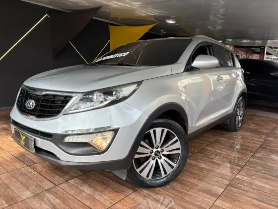 KIA SPORTAGE 2.0 LX 4X2 16V FLEX 4P AUTOMÁTICO KIA SPORTAGE 2.0 LX 4X2 16V FLEX 4P AUTOMÁTICO