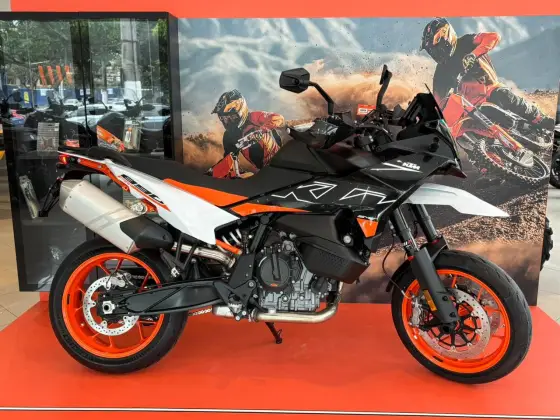 KTM 890 SMT KTM 890 SMT