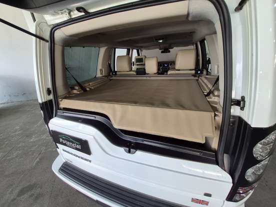 LAND ROVER-DISCOVERY 4-2014