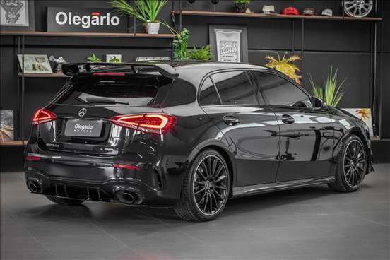 MERCEDES-BENZ-A 35 AMG-2020