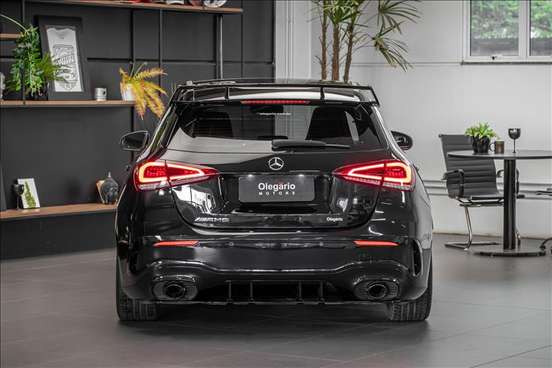 MERCEDES-BENZ-A 35 AMG-2020