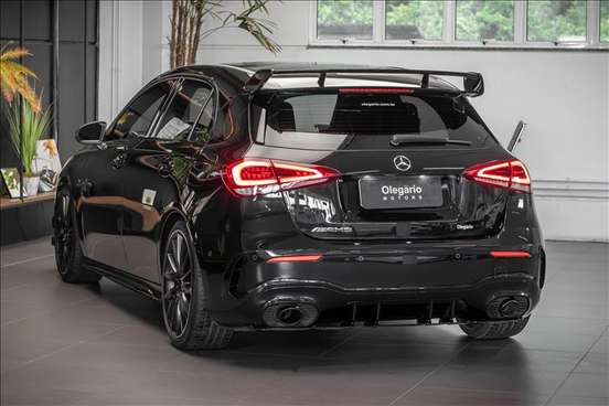 MERCEDES-BENZ-A 35 AMG-2020
