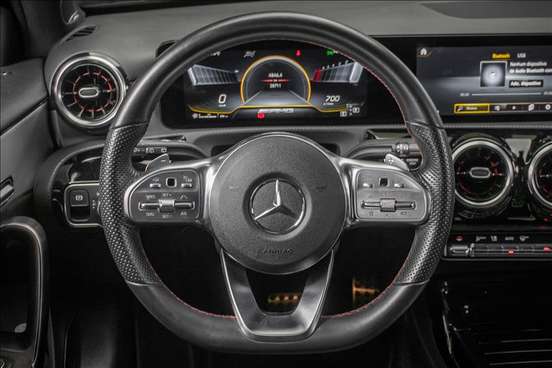 MERCEDES-BENZ-A 35 AMG-2020