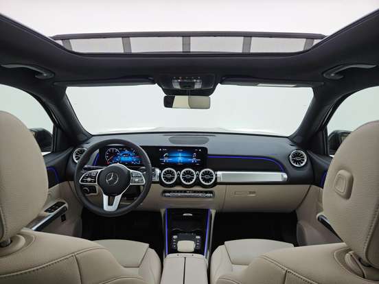 MERCEDES-BENZ-GLB 200-2022