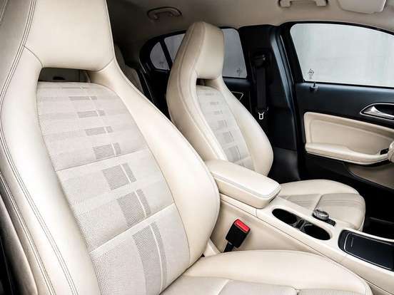 MERCEDES-BENZ-GLA 200-1.6 CGI FLEX ADVANCE 7G-DCT MERCEDES-BENZ-GLA 200-2019