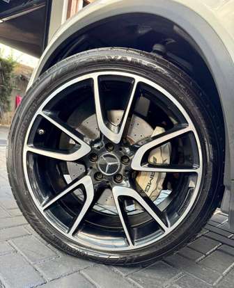 MERCEDES-BENZ-GLC 43 AMG-2017