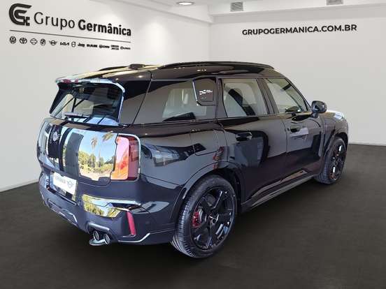 MINI-COUNTRYMAN-2025