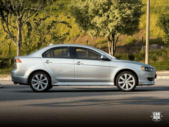 MITSUBISHI-LANCER-2.0 CVT 16V GASOLINA 4P AUTOMÁTICO MITSUBISHI-LANCER-2014